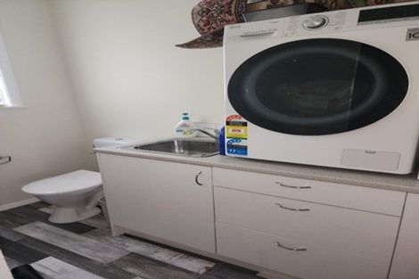 Photo of property in 4 Kotare Street, Waikanae, 5036