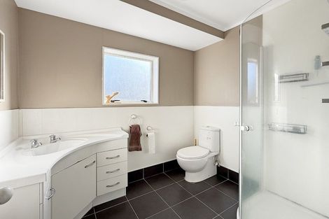 Photo of property in 79 Wairere Road, The Gardens, Auckland, 2105