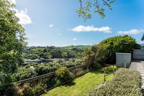 Photo of property in 19 Tongariro Drive, Aotea, Porirua, 5024