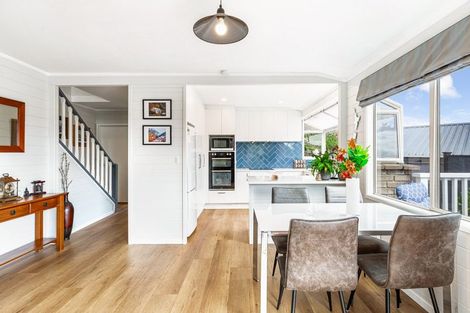 Photo of property in 2/12 Ballini Rise, West Harbour, Auckland, 0618