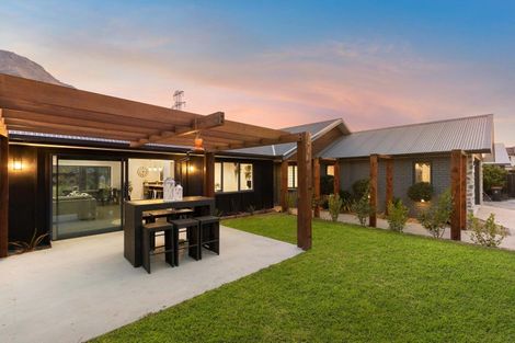 Photo of property in 13 Poolburn Court, Lake Hayes, Queenstown, 9304