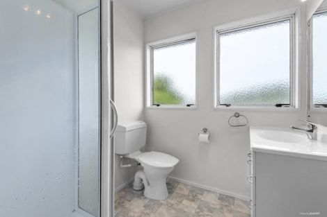 Photo of property in 2/30 Percy Dyett Drive, Karori, Wellington, 6012