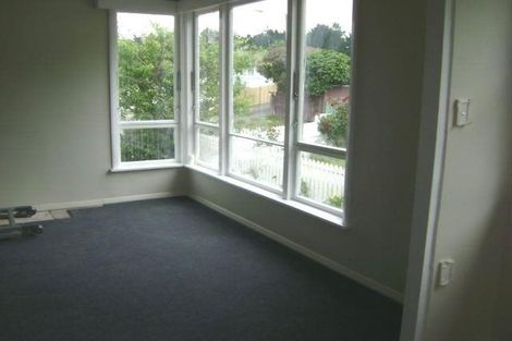 Photo of property in 28 Bellona Place, Cannons Creek, Porirua, 5024