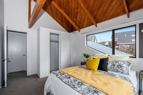 Photo of property in 6 Glucina Avenue, West Harbour, Auckland, 0618
