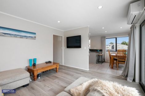 Photo of property in 3/118 Ranch Road, Mount Maunganui, 3116