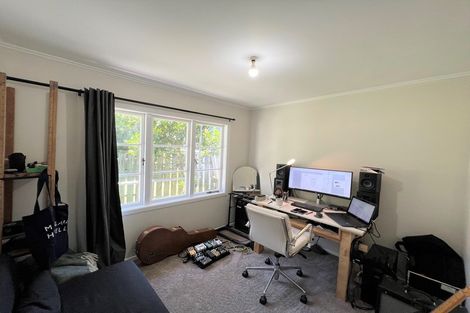 Photo of property in 23 Paton Avenue, Te Atatu South, Auckland, 0610