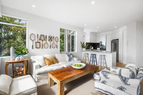 Photo of property in 1/56 Castor Bay Road, Castor Bay, Auckland, 0620