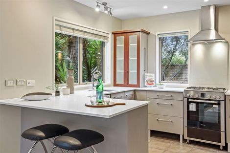 Photo of property in 2 Fieldstone Lane, Spreydon, Christchurch, 8024