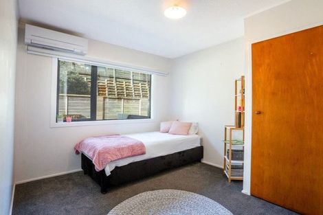Photo of property in 49a Albatross Close, Whitby, Porirua, 5024