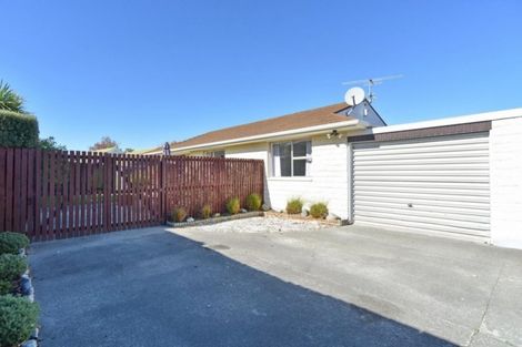 Photo of property in 10 Salford Avenue, Redwood, Christchurch, 8051