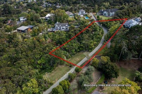 Photo of property in 5a Chatham Avenue, Paremoremo, Auckland, 0632