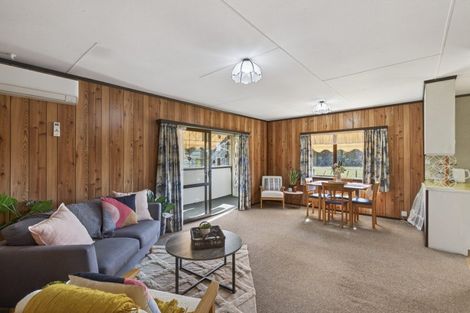 Photo of property in 25 Humphries Street, Inglewood, 4330