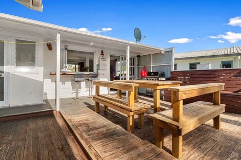 Photo of property in 110 Otahu Road, Whangamata, 3620