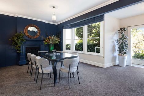 Photo of property in 15 Selwyn Terrace, Thorndon, Wellington, 6011