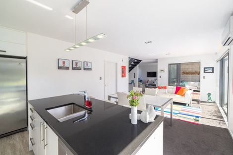 Photo of property in 12 Millpond Place, Parklands, Christchurch, 8083