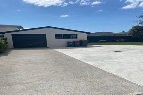 Photo of property in 7 Royleen Street, Casebrook, Christchurch, 8051