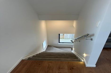 Photo of property in 723a Massey Road, Mangere, Auckland, 2022