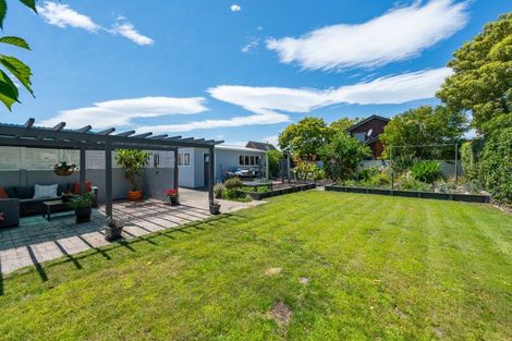 Photo of property in 47a Church Road, Taradale, Napier, 4112