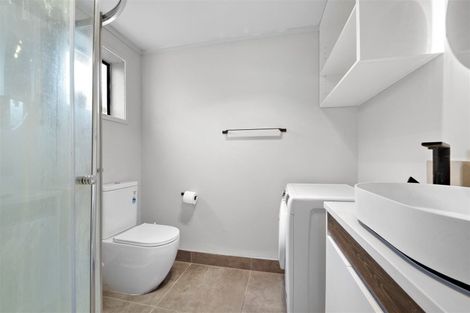 Photo of property in 142 Stredwick Drive, Torbay, Auckland, 0630