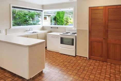 Photo of property in 82 Wood Street, Wainuiomata, Lower Hutt, 5014