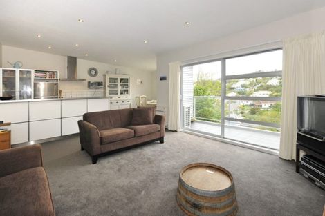 Photo of property in 21 Kopiko Way, Brooklyn, Wellington, 6021