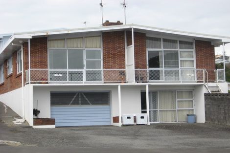 Photo of property in 37 Breakwater Road, Moturoa, New Plymouth, 4310