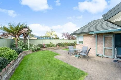 Photo of property in 8 Admiral Crescent, Flagstaff, Hamilton, 3210