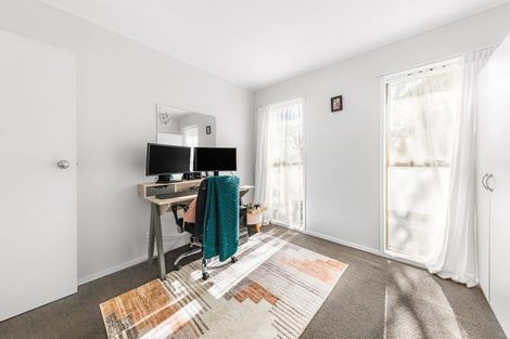 Photo of property in 1/12 Glenvar Road, Torbay, Auckland, 0630