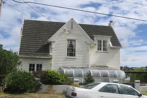 Photo of property in 14 Putnam Street, Northland, Wellington, 6012