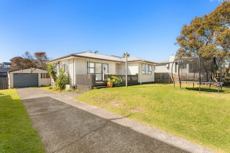 Photo of property in 49 Orkney Road, Mount Maunganui, 3116