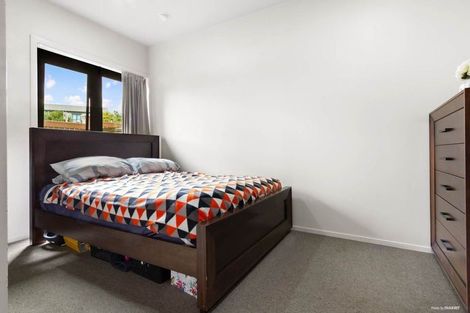 Photo of property in 10d Crown Lynn Place, New Lynn, Auckland, 0600