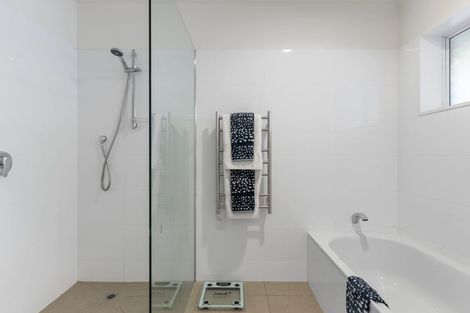 Photo of property in 285 Beach Road, Campbells Bay, Auckland, 0630