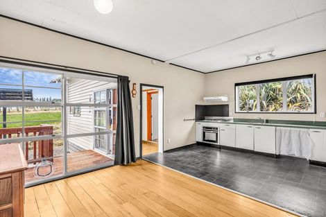 Photo of property in 16 Mount Biggs Road, Halcombe, Feilding, 4779