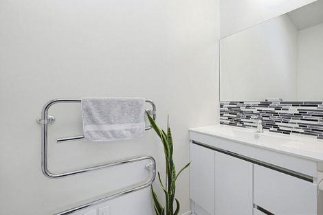 Photo of property in 7 Pikitanga Close, Tawa, Wellington, 5028