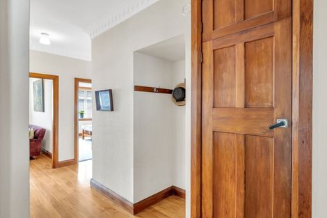 Photo of property in 13 Ross Street, Marton, 4710