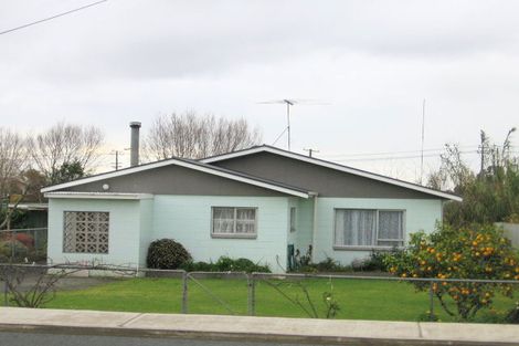 Photo of property in 22 Awaroa Road, Helensville, 0800