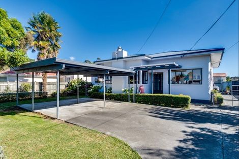 Photo of property in 5 Golding Road, Taradale, Napier, 4112