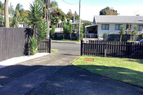 Photo of property in 3 Bernard Street, Papatoetoe, Auckland, 2025