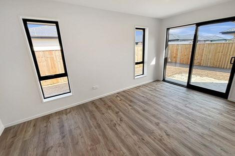 Photo of property in 14 Anderson Park Drive, Waikanae, 5036