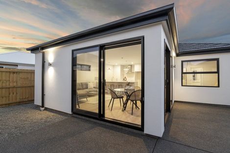 Photo of property in 28 John Gibb Street, Belfast, 8051