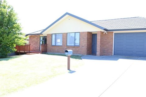 Photo of property in 14 Northridge Terrace, Massey, Auckland, 0614
