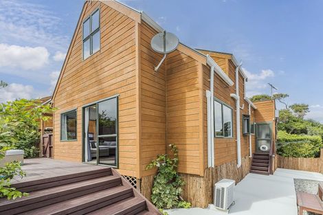 Photo of property in 49u3 Ranui Terrace, Tawa, Wellington, 5028