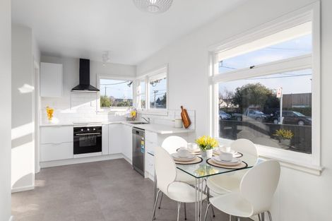 Photo of property in 1/180 Edgeware Road, Edgeware, Christchurch, 8013