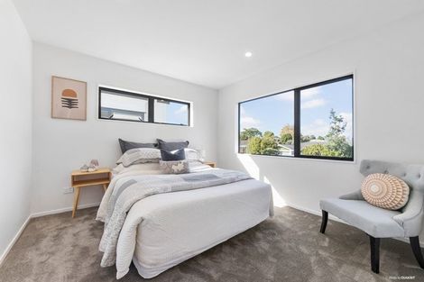 Photo of property in 2 Rothwell Place, Sunnyhills, Auckland, 2010