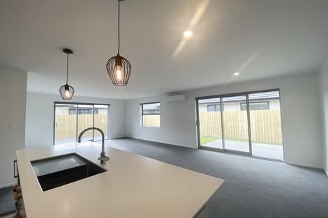 Photo of property in 25 Sarah Nicholls Street, Belfast, Christchurch, 8051