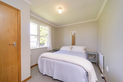 Photo of property in 17 Skerman Street, Marton, 4710