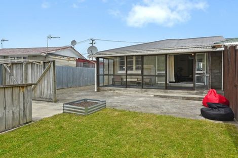 Photo of property in 45f9- Pine Avenue, Ebdentown, Upper Hutt, 5018