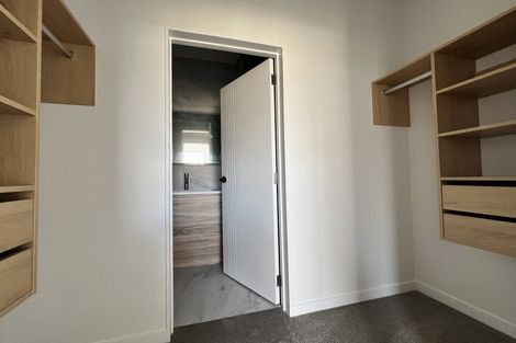 Photo of property in 28 Neretva Avenue, Massey, 0614