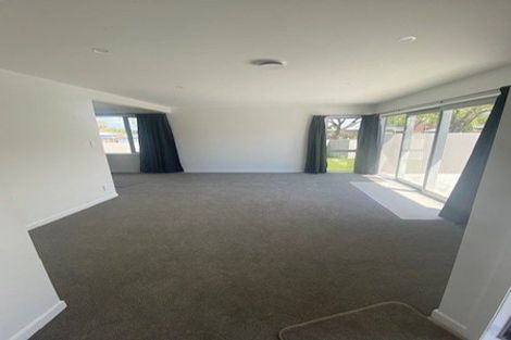 Photo of property in 7 Royleen Street, Casebrook, Christchurch, 8051