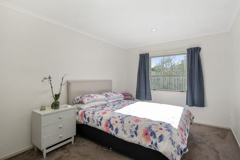 Photo of property in 21 Matuku Place, Paraparaumu Beach, Paraparaumu, 5032